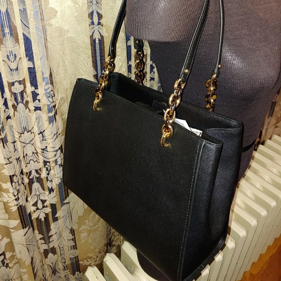 Sofia Large Leather Tote in Black - Picture 2 of 6